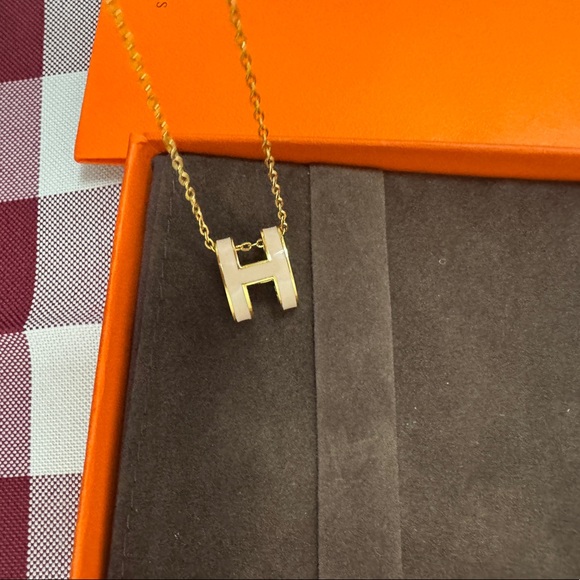 Hermès Silver Necklace with Orange Box - Picture 1 of 9